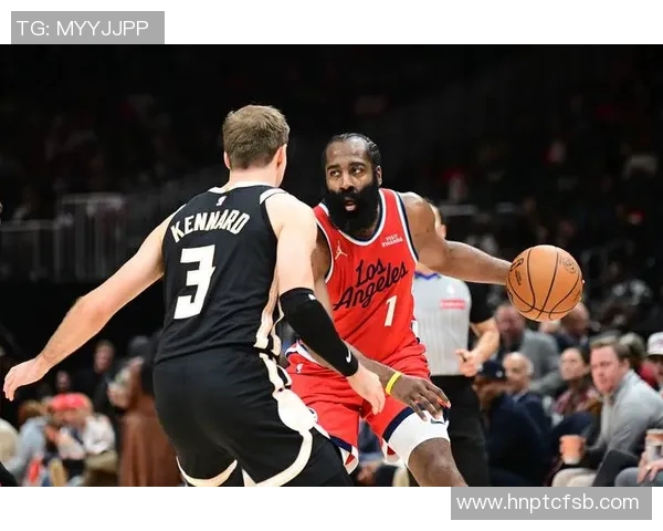 快船近21战17胜4负同时期联盟最佳！莱昂纳德连续27场20+分